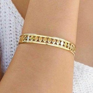 New! JULES SMITH Beautiful Gold Cuff